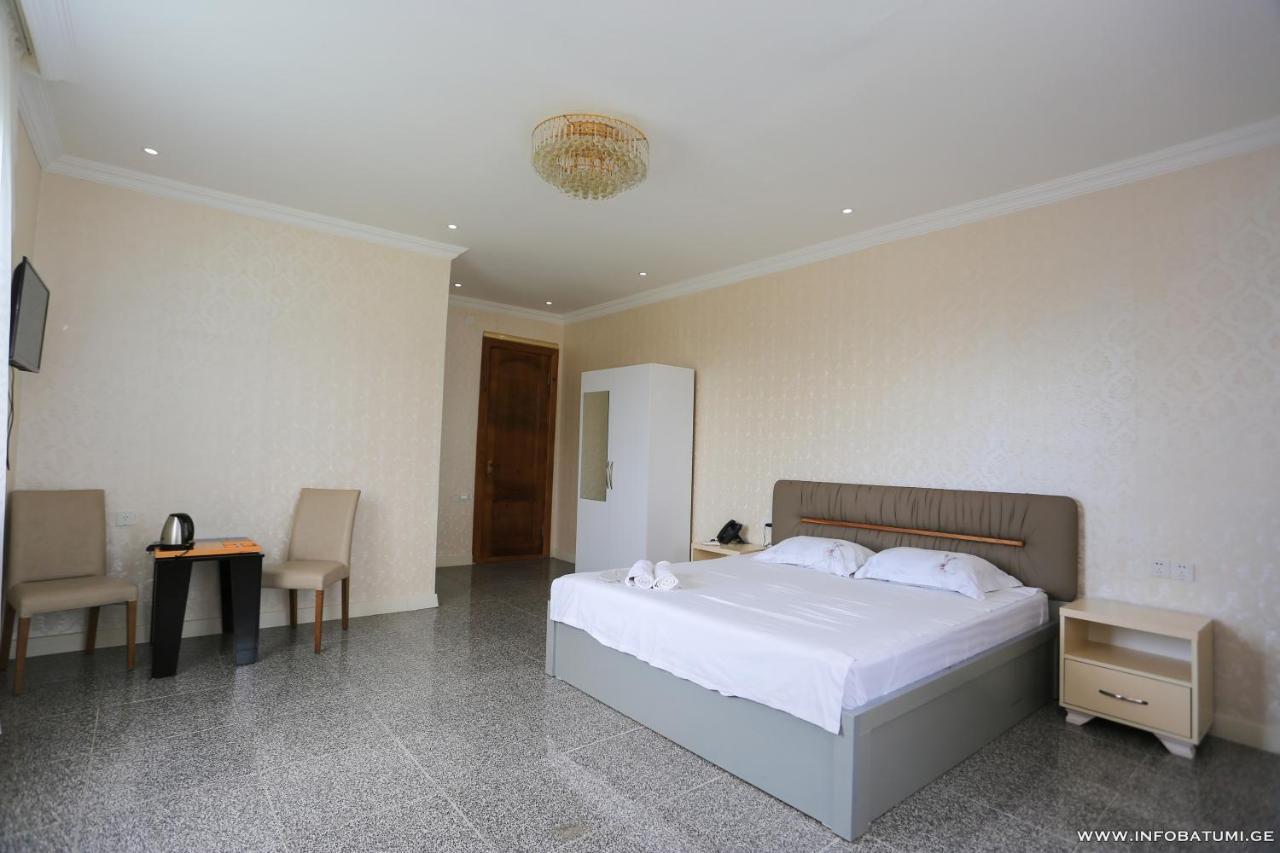 Hotel Carleone Batumi Exteriér fotografie
